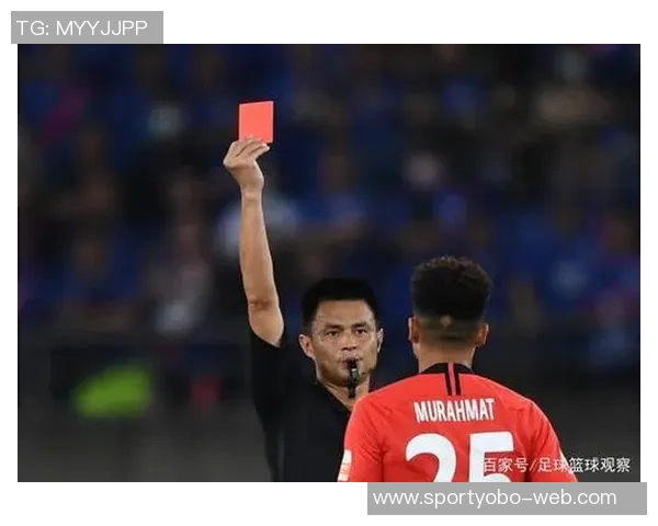 菲利克斯冲突遭直红处罚纳瓦夫最后时刻犯规也被罚下