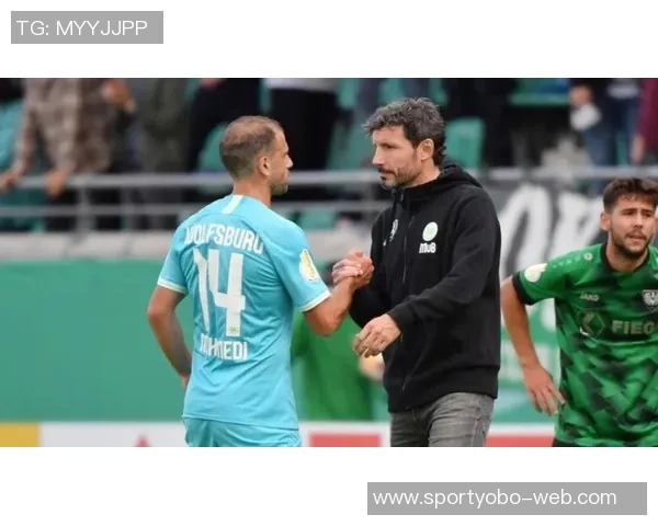 徐彬与狼队签约四至五年英甲联赛挑战依然不容小觑 徐彬与狼队签约四至五年英甲联赛挑战依然不容小觑