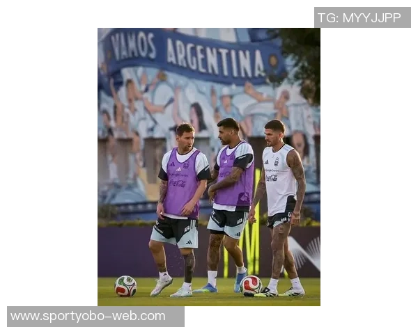 阿根廷队在迈阿密国际基地举行首场训练备战新赛季 阿根廷队在迈阿密国际基地举行首场训练备战新赛季